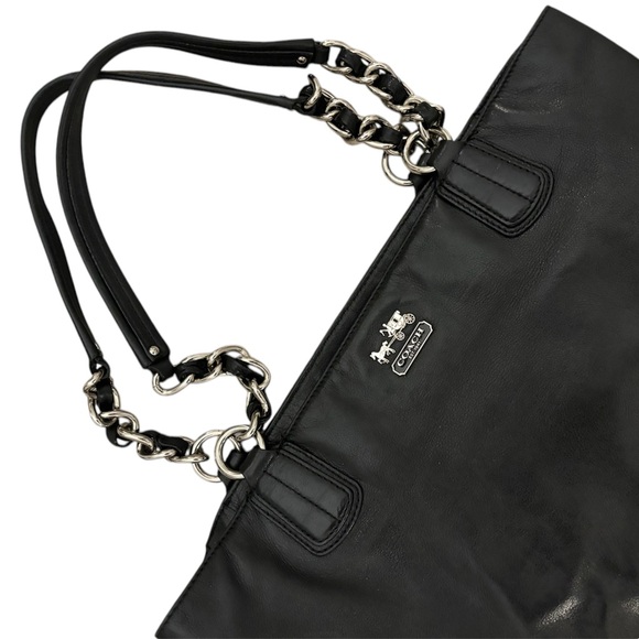 Coach Bag (Genuine Leather with Purple Silk Interior) - Picture 2 of 6